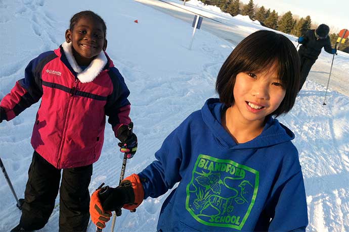 Snowshoes vs Cross Country Skiing